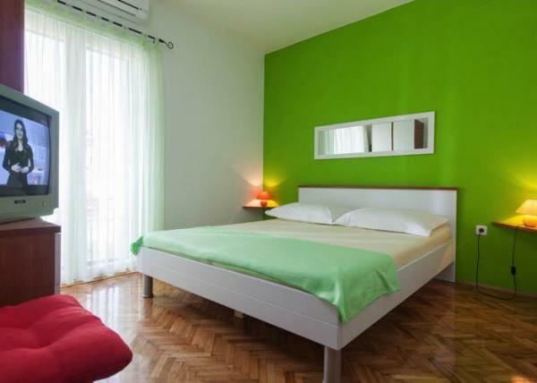 Apartmani Niko Podgora Exterior photo